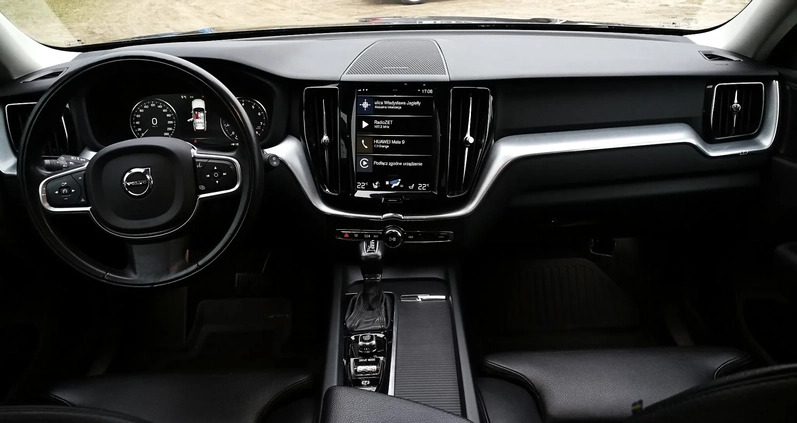 Volvo XC 60 cena 128000 przebieg: 93000, rok produkcji 2019 z Białystok małe 172